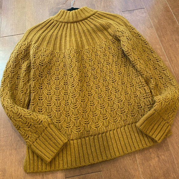 Sweaters - SALE!!!! Madewell Brown Chunky Sweater!!
